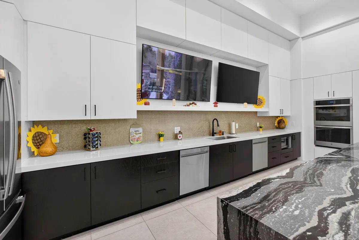 Residence photo 55
