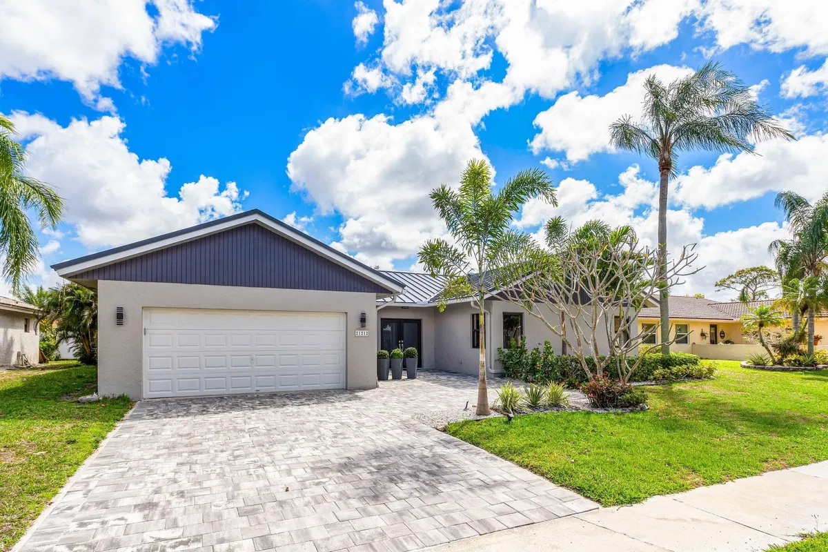 Residence photo 58