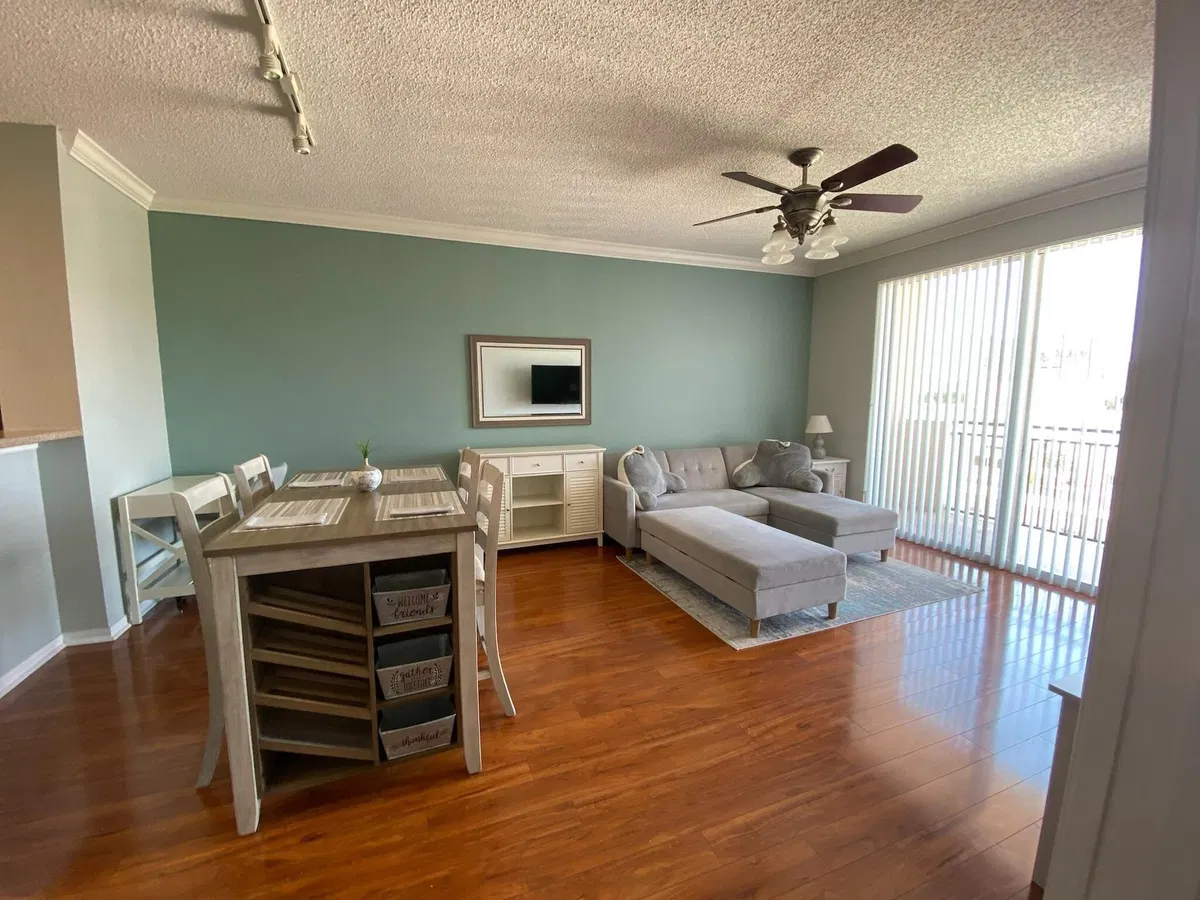 The Montecito Unit 708 photo 16