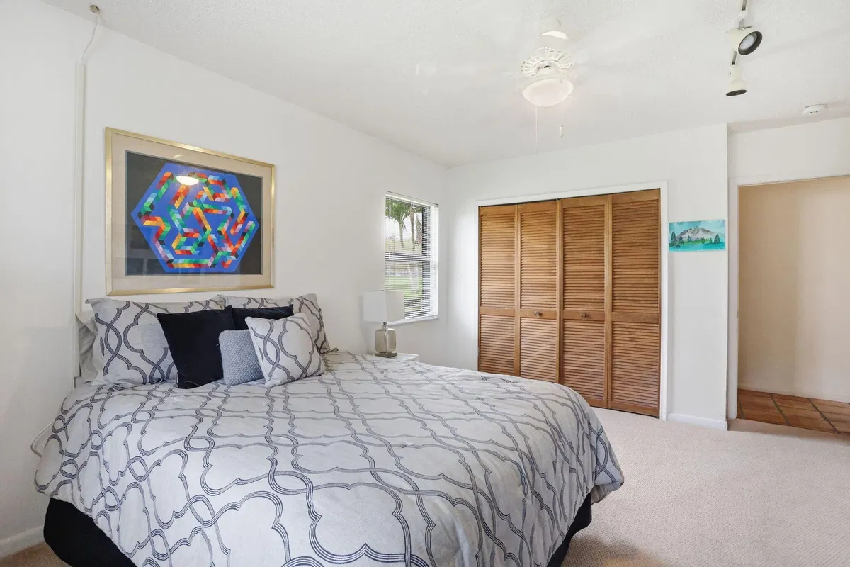 Boca Bath & Tennis Residence photo 40