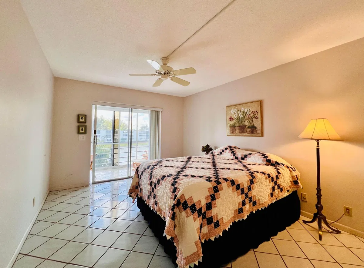  Residence photo 10
