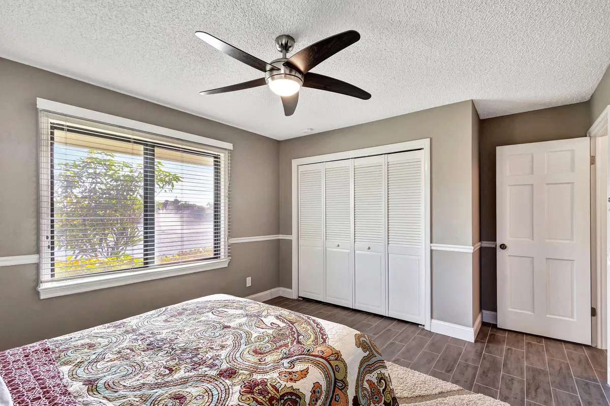 Residence photo 37