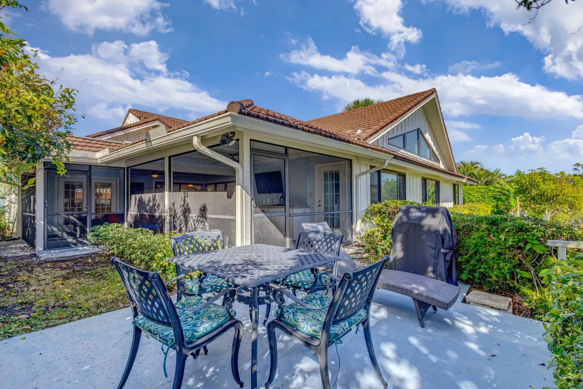 Residence photo 55