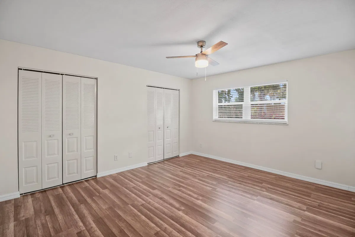  Unit 130-4 photo 22