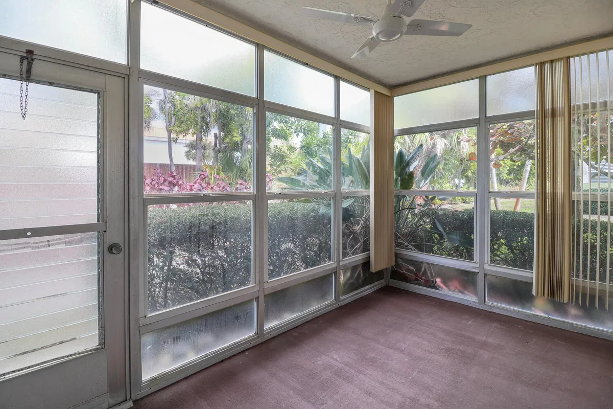  Unit 130-4 photo 28