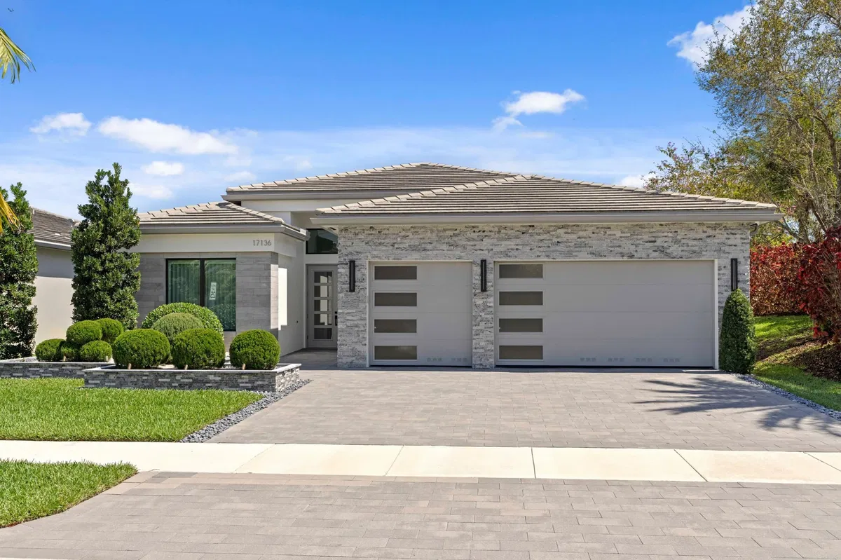 Boca Bridges Residence photo 37