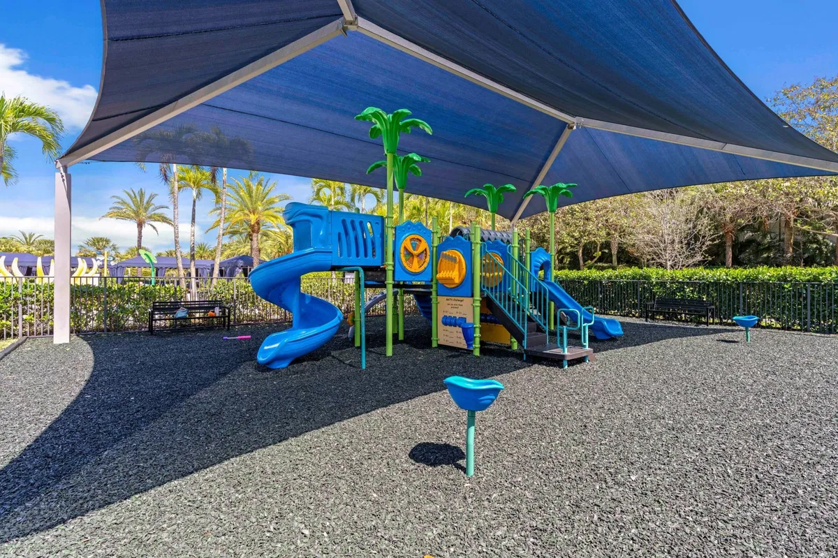 Boca Bridges Residence photo 49