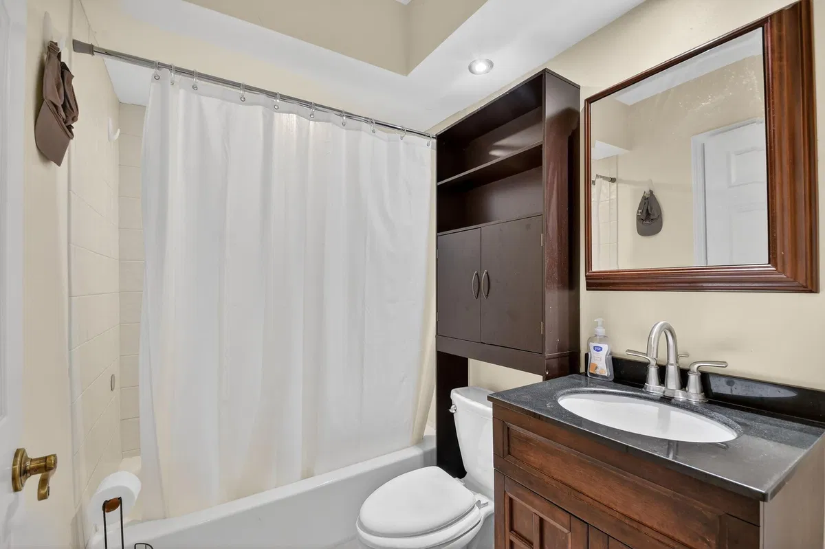 Residence photo 28