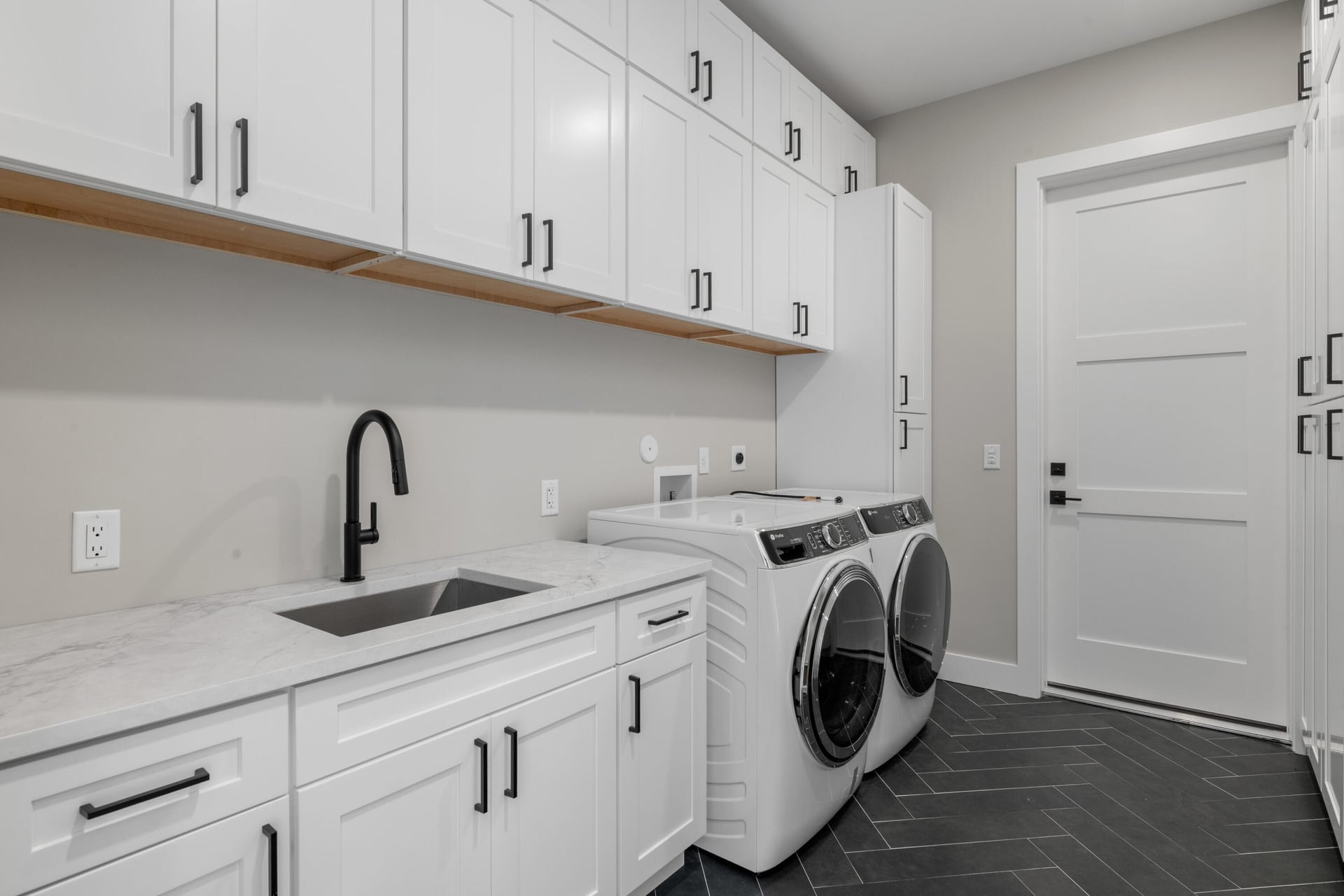 Residence photo 85