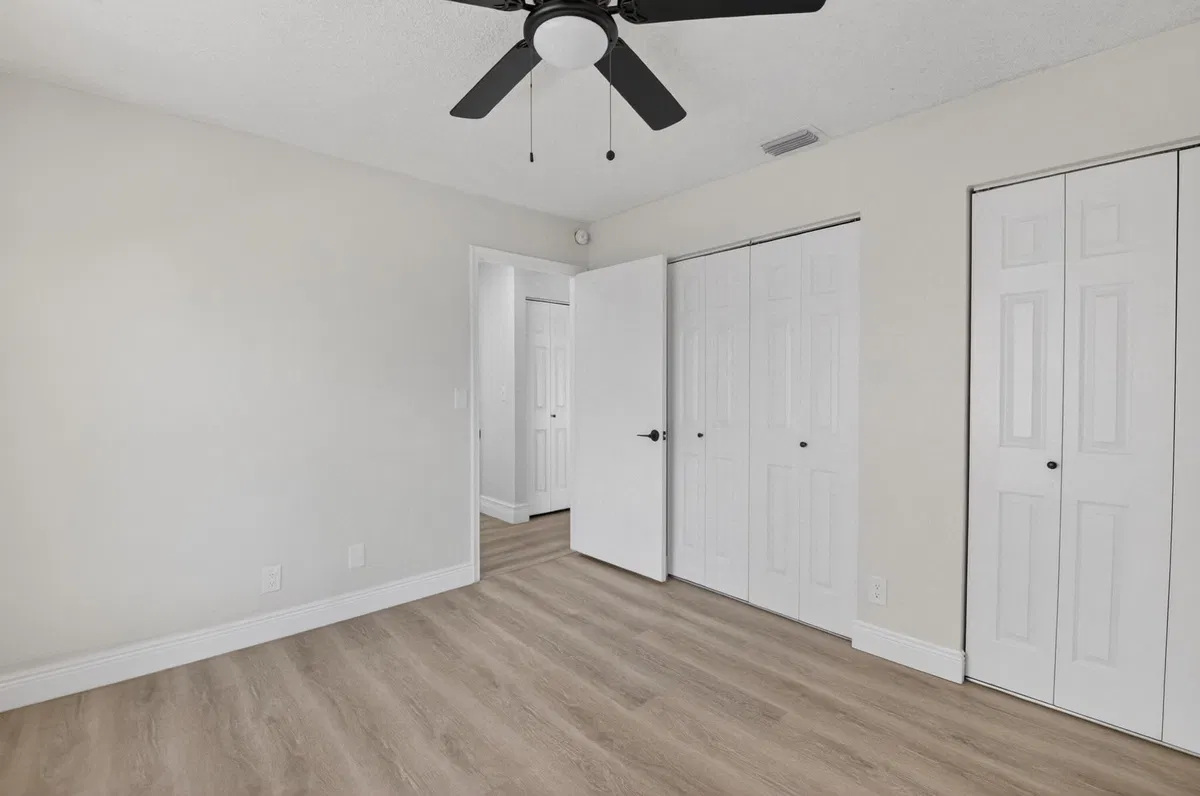Residence photo 13