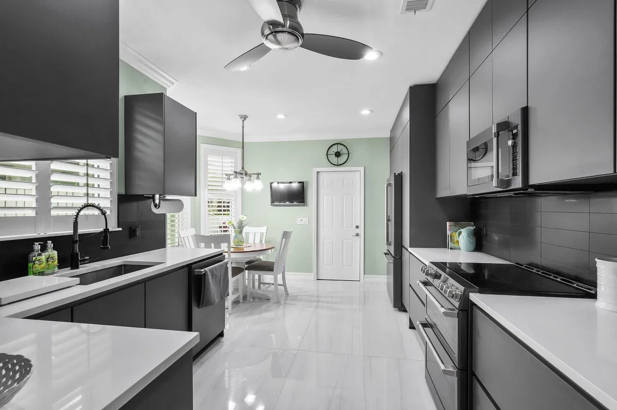 Residence photo 10