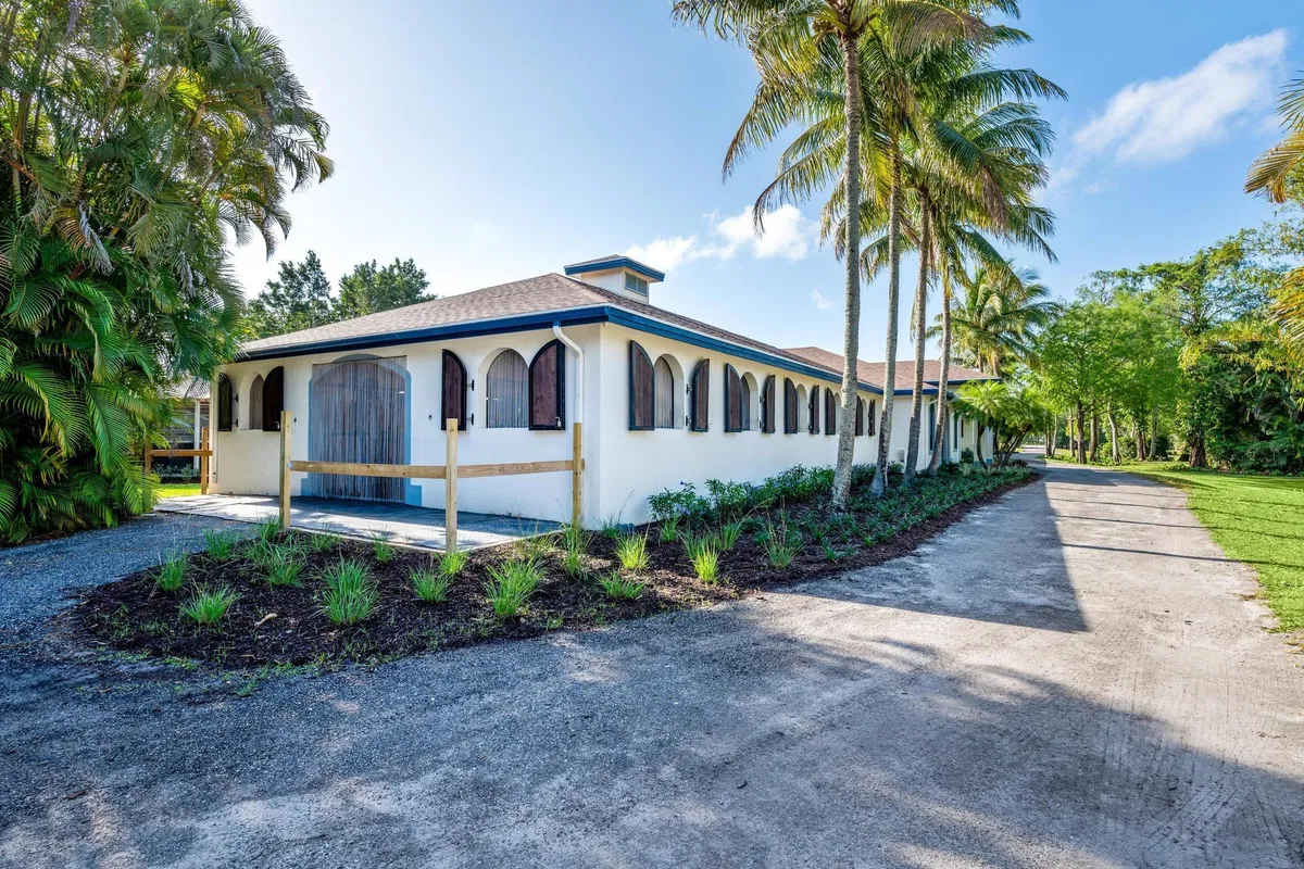  Residence photo 7