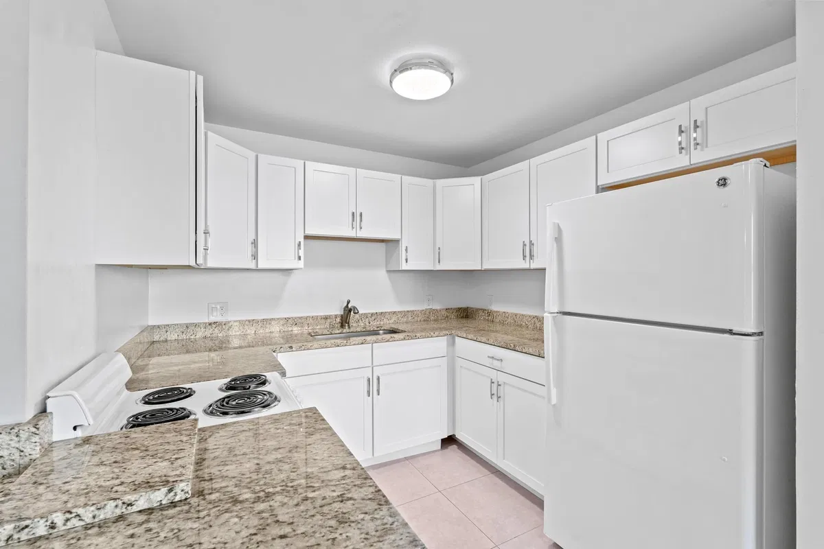  Residence photo 79