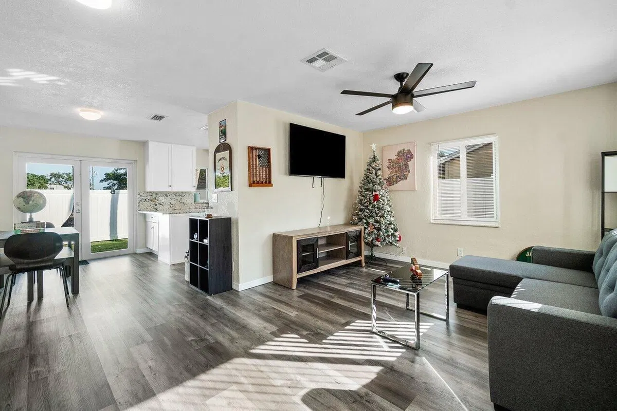 Downtown Delray Beach Residence photo 13