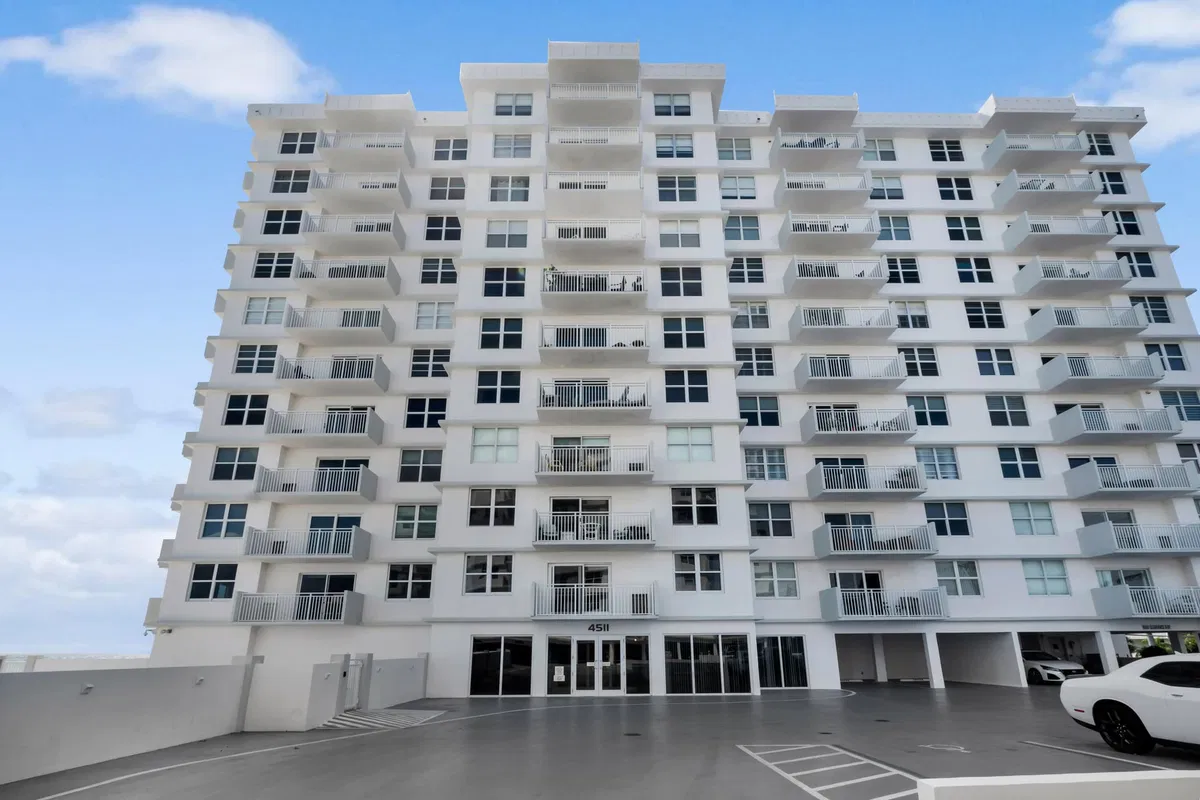  Unit 205 photo 25