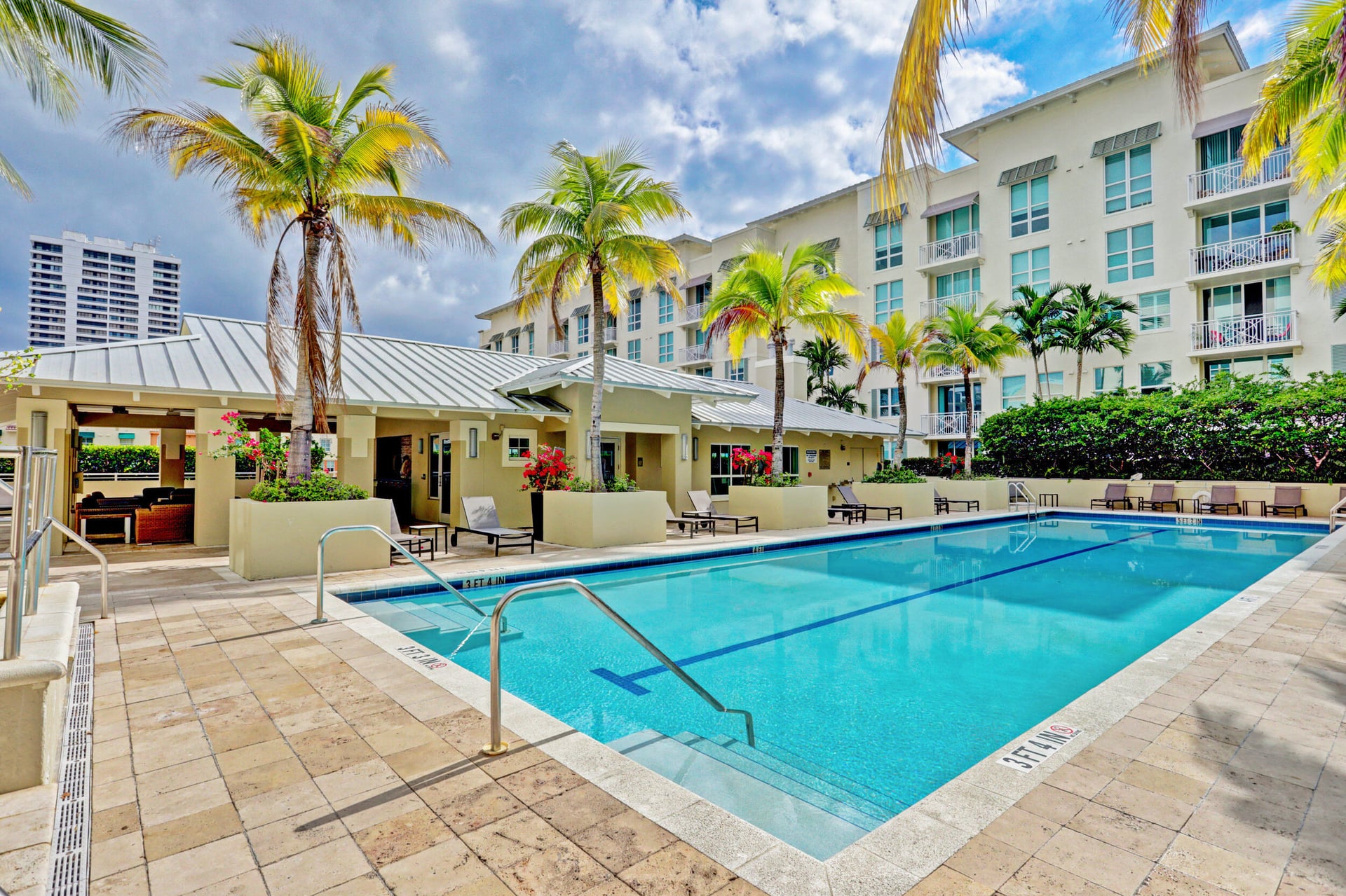 City Palms Unit 419 photo 13
