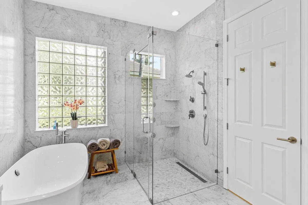 Woodfield Country Club Residence photo 13
