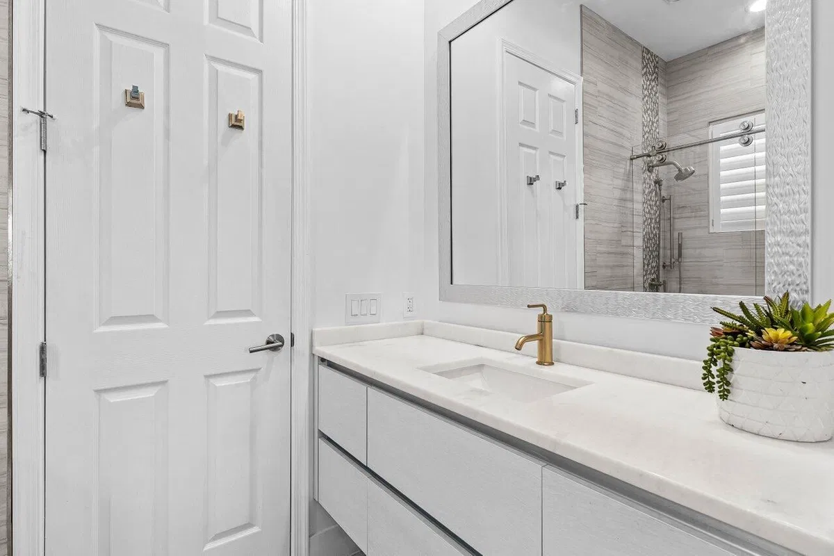 Woodfield Country Club Residence photo 16