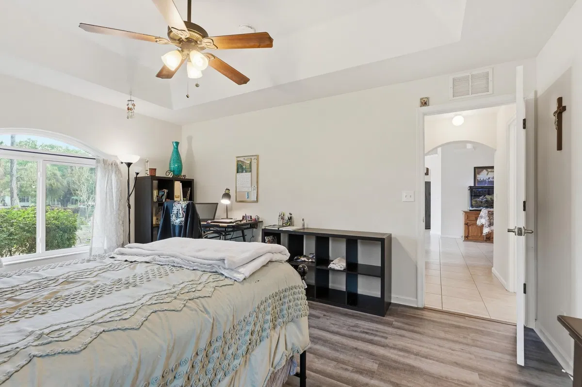 Residence photo 31