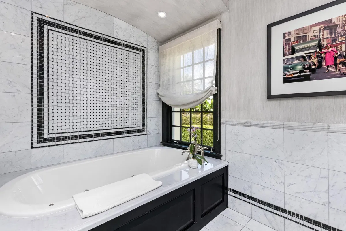 Stotesbury Park Residence photo 28