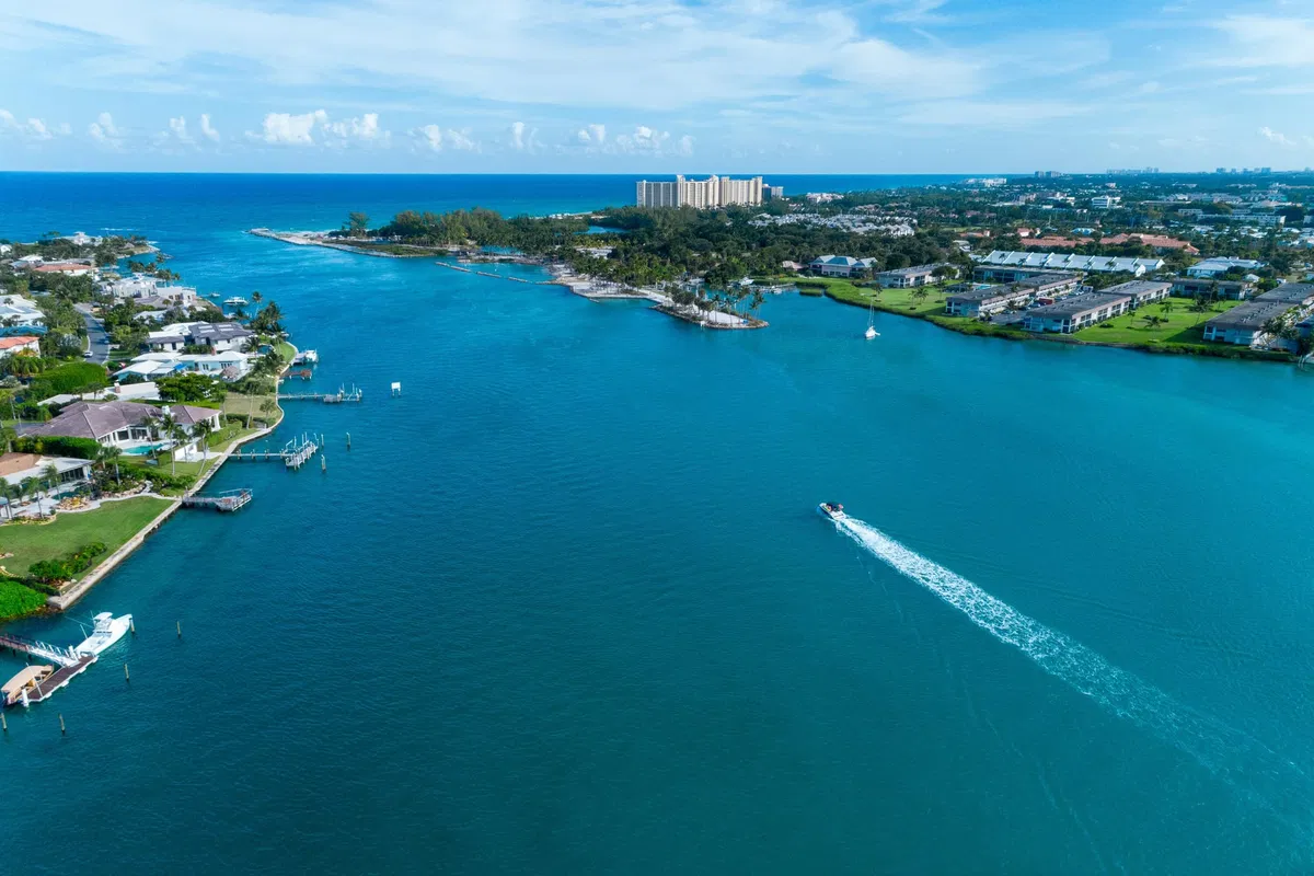 Jupiter Harbour Unit 608 photo 34
