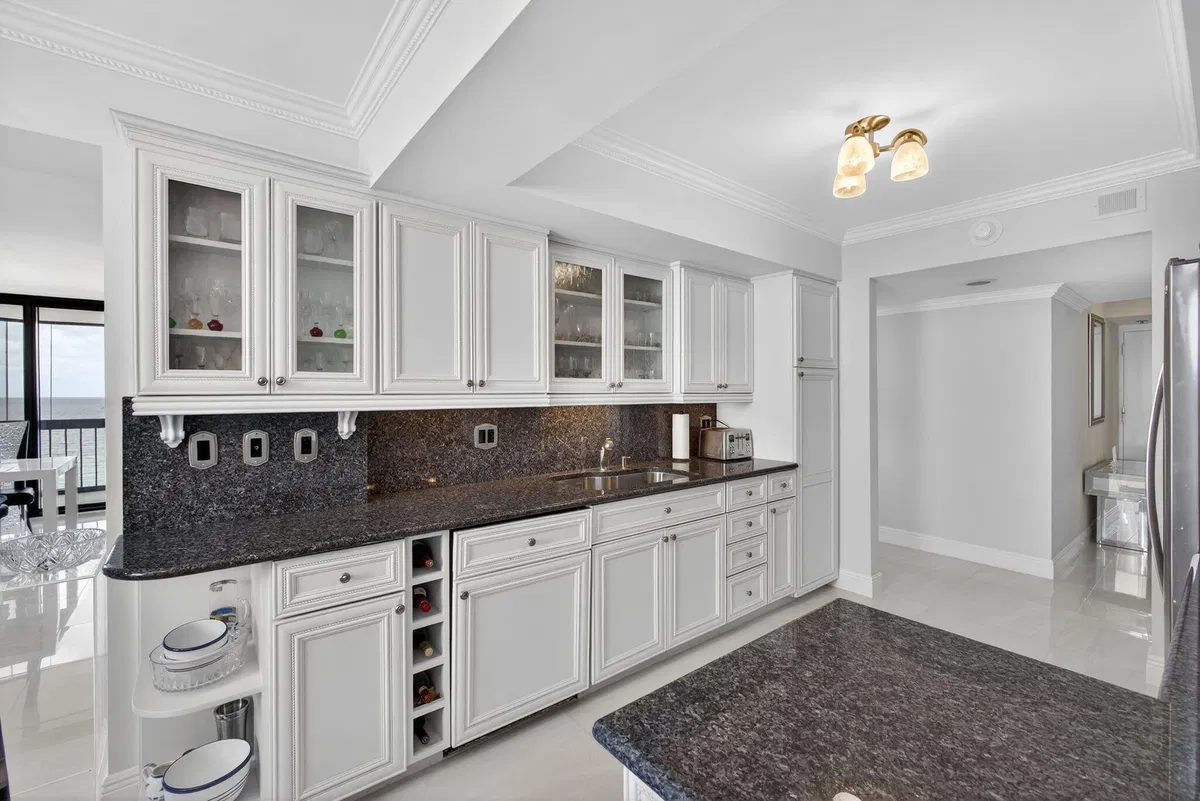 Eastpointe Singer Island Unit 12e photo 16