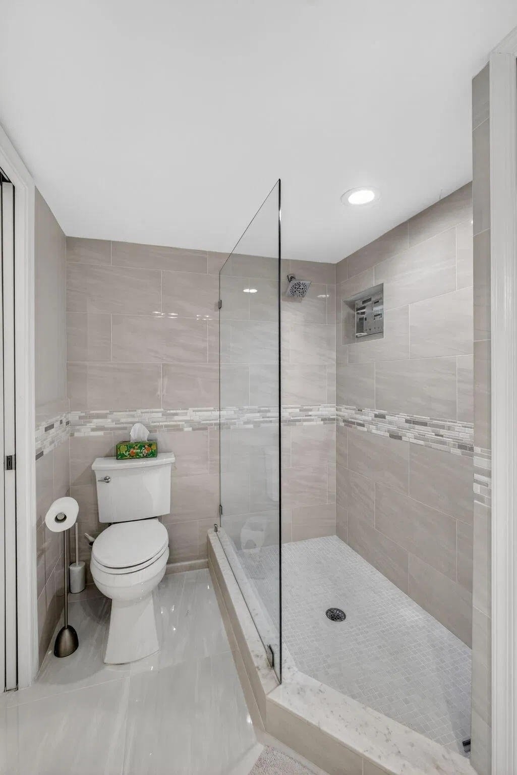 Eastpointe Singer Island Unit 12e photo 31