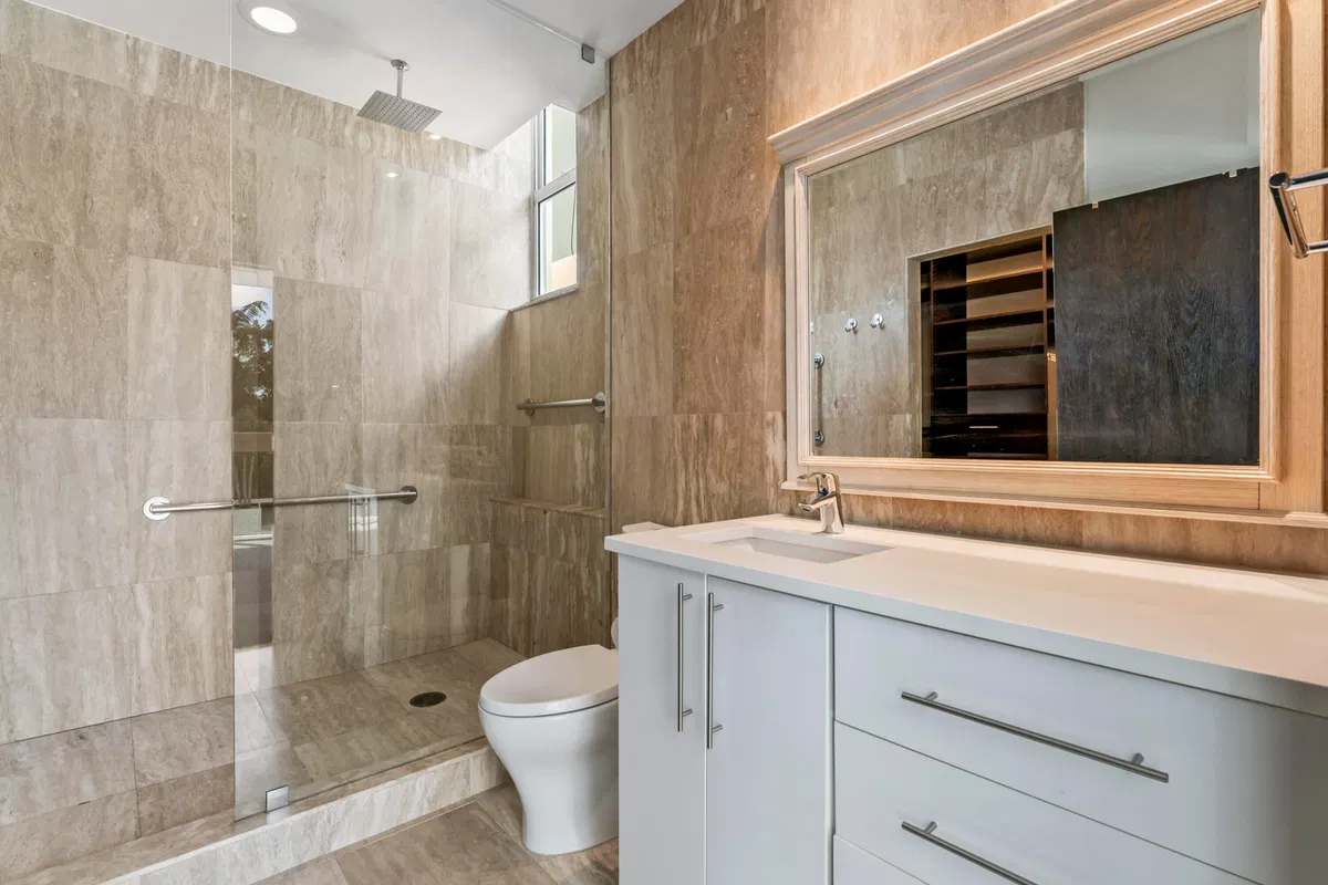 Villa Lofts Unit 302 photo 19