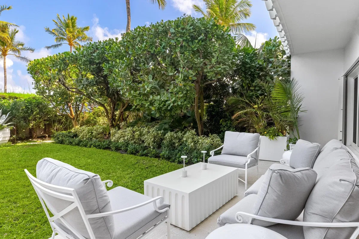 300 Ocean Boulevard Unit 1b photo 28