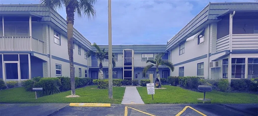 Residence photo 22