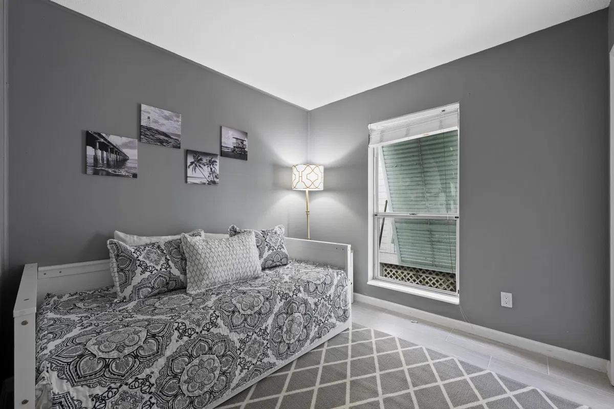 PGA National Palm Beach Gardens Unit 179 photo 13
