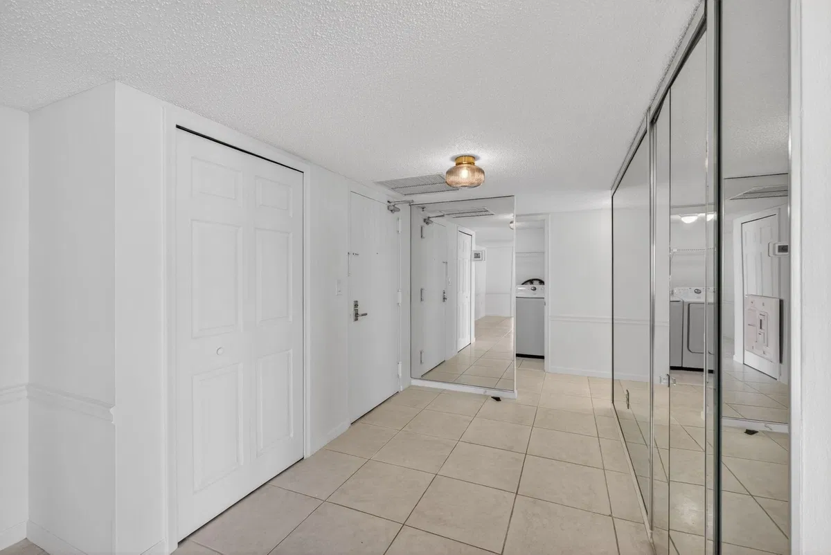 Singer Island Unit 2-804 photo 31