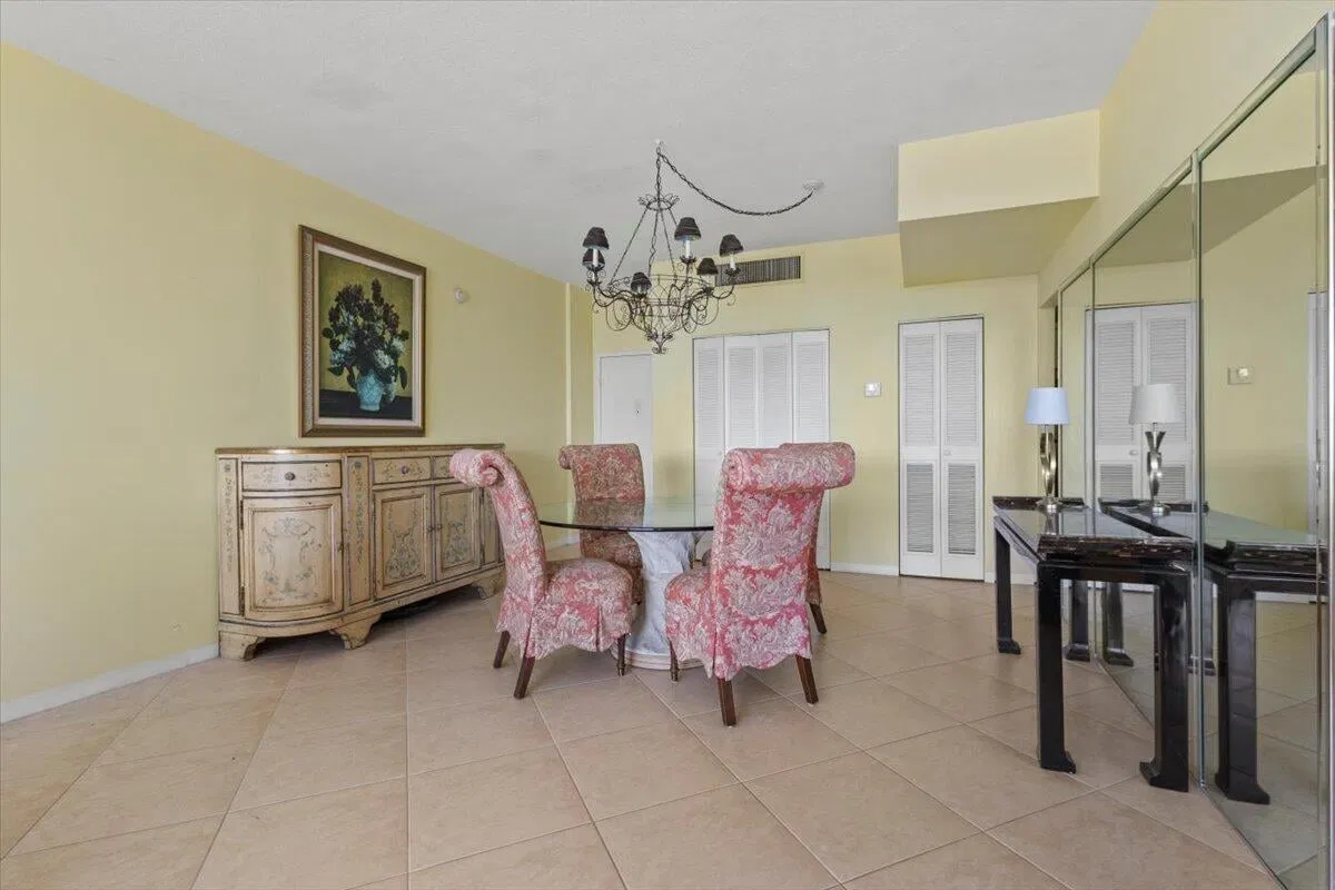 The Patrician of Palm Beach Unit 8120 photo 10