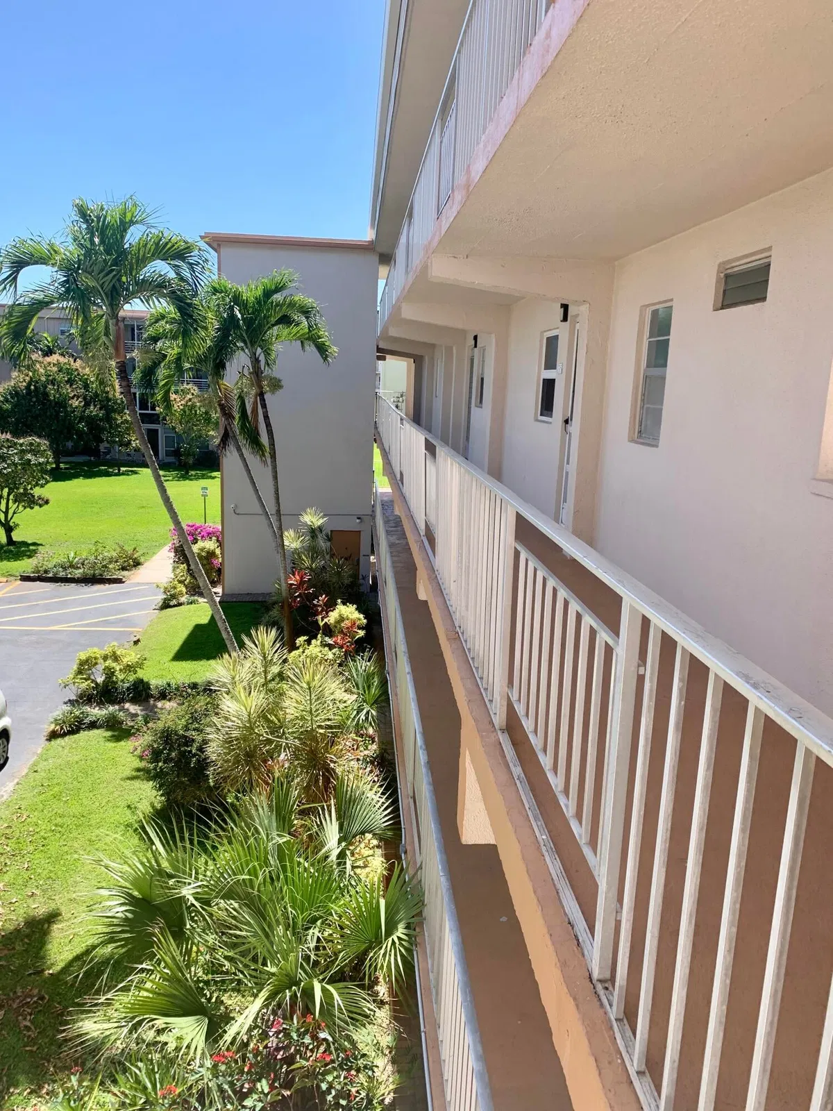 Unit 318 photo 16