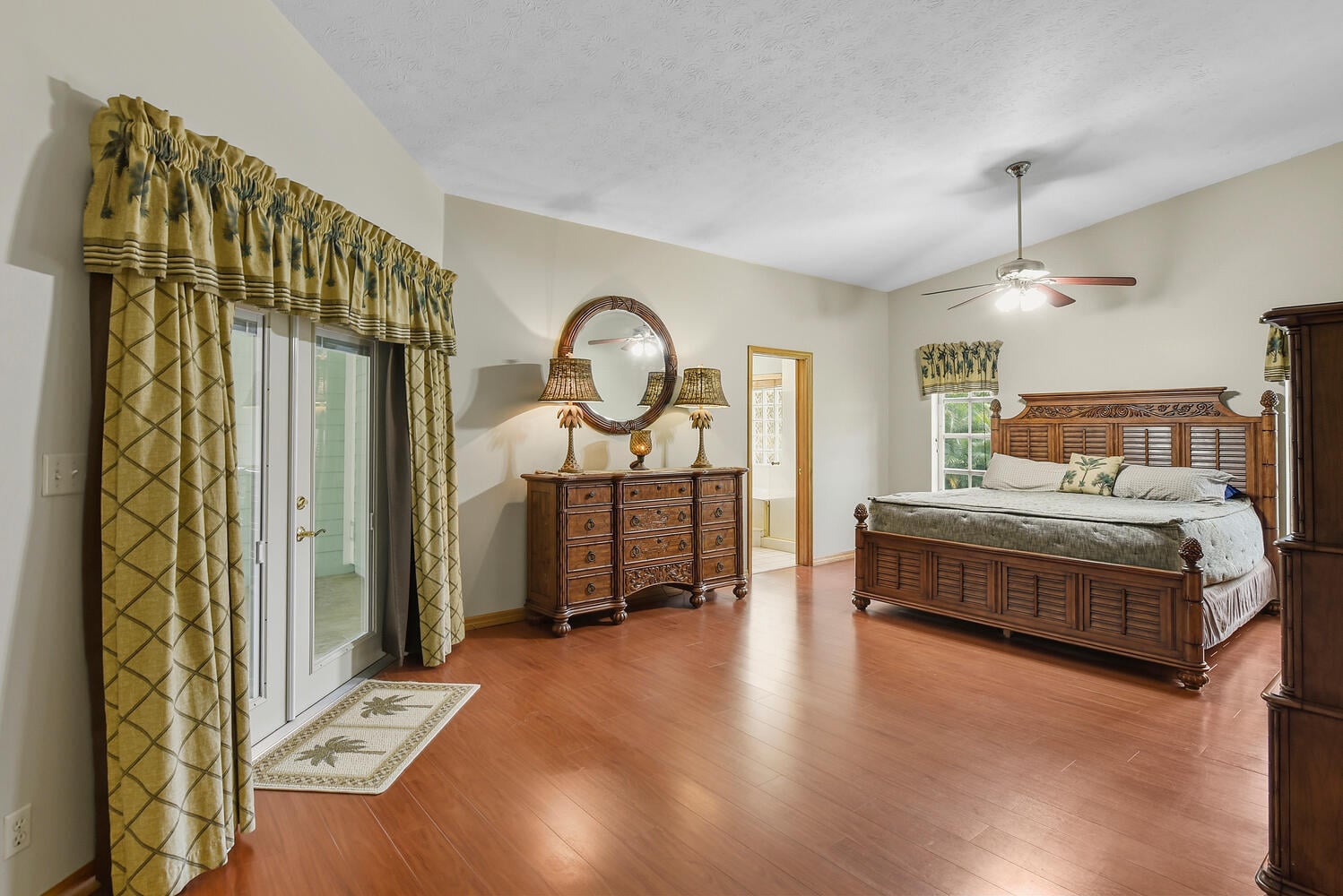 Residence photo 22