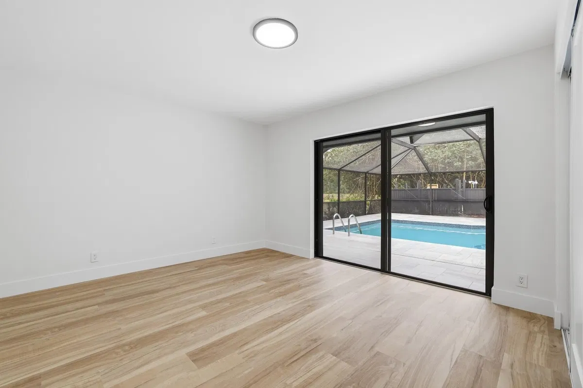Residence photo 19