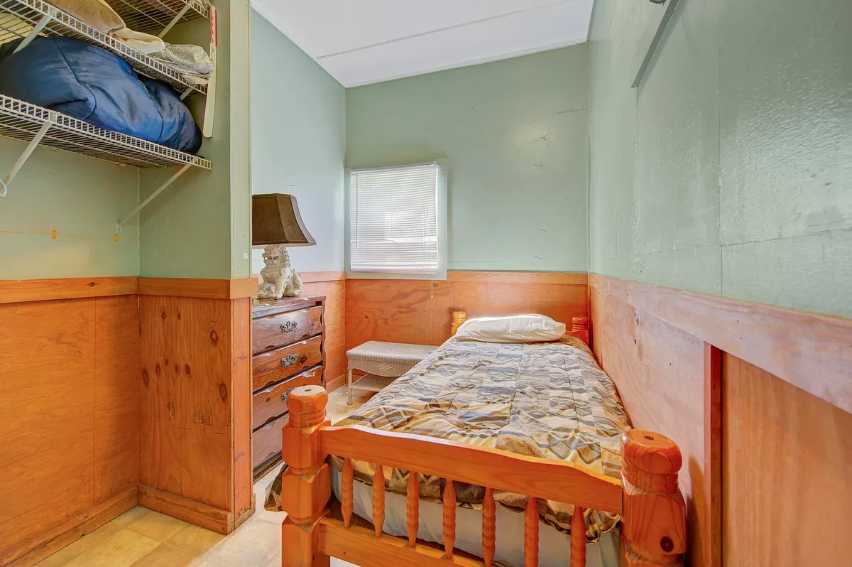 Residence photo 49