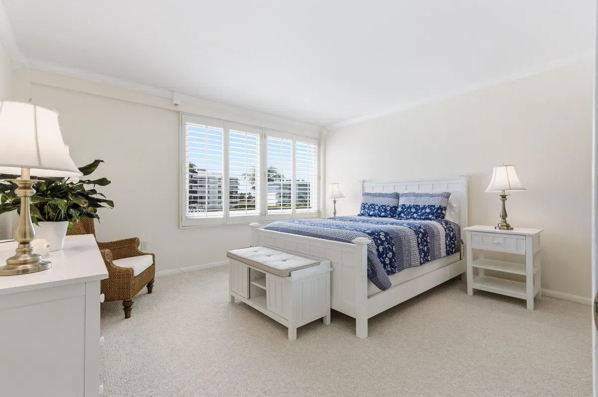 Unit 303 photo 19