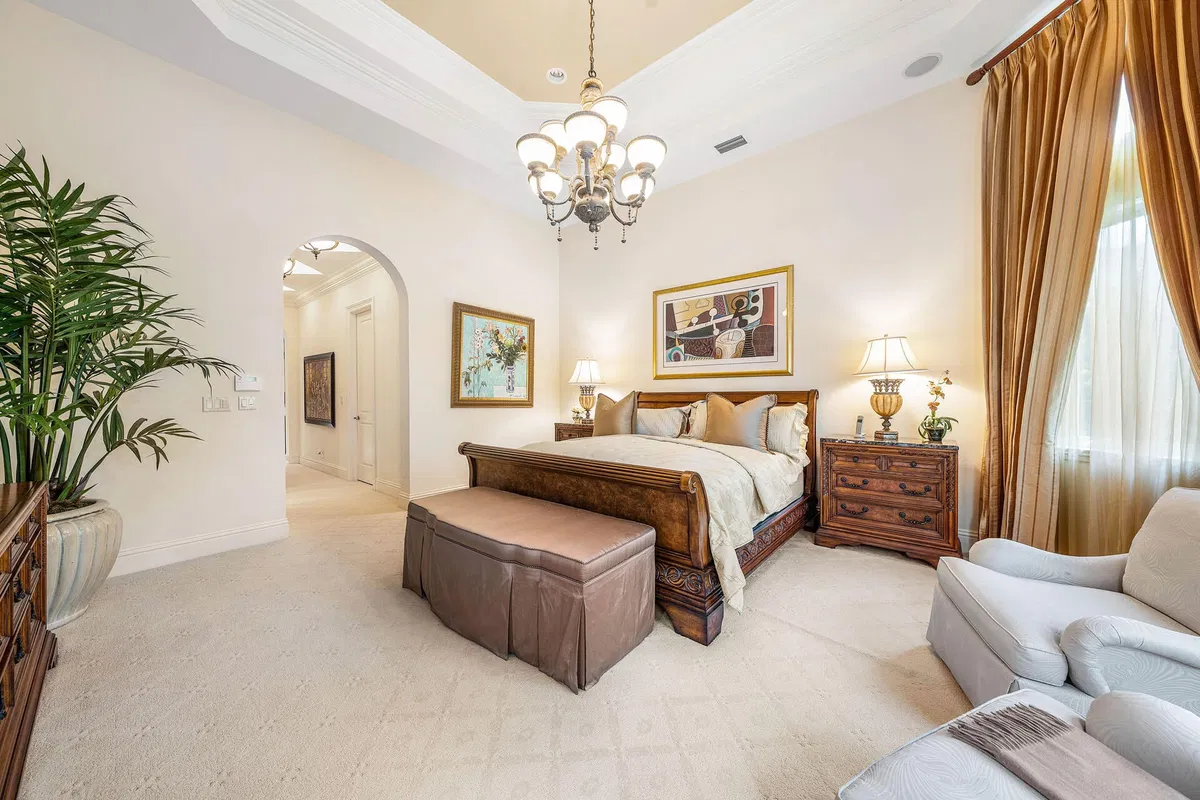 Royal Palm Yacht and Country Club Residence photo 37