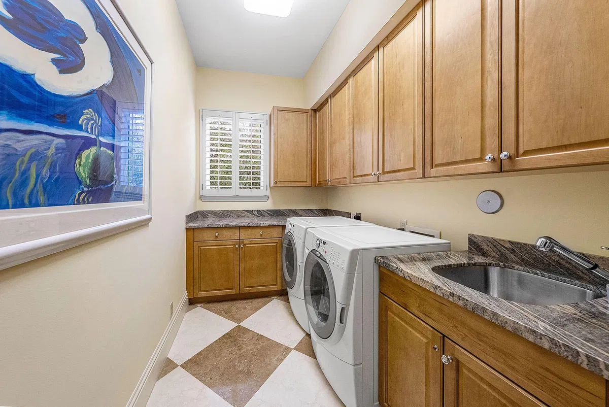 Royal Palm Yacht and Country Club Residence photo 43