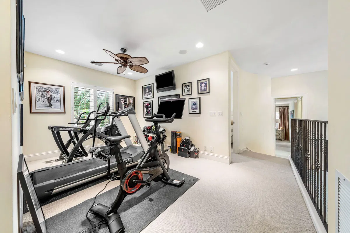 Royal Palm Yacht and Country Club Residence photo 49