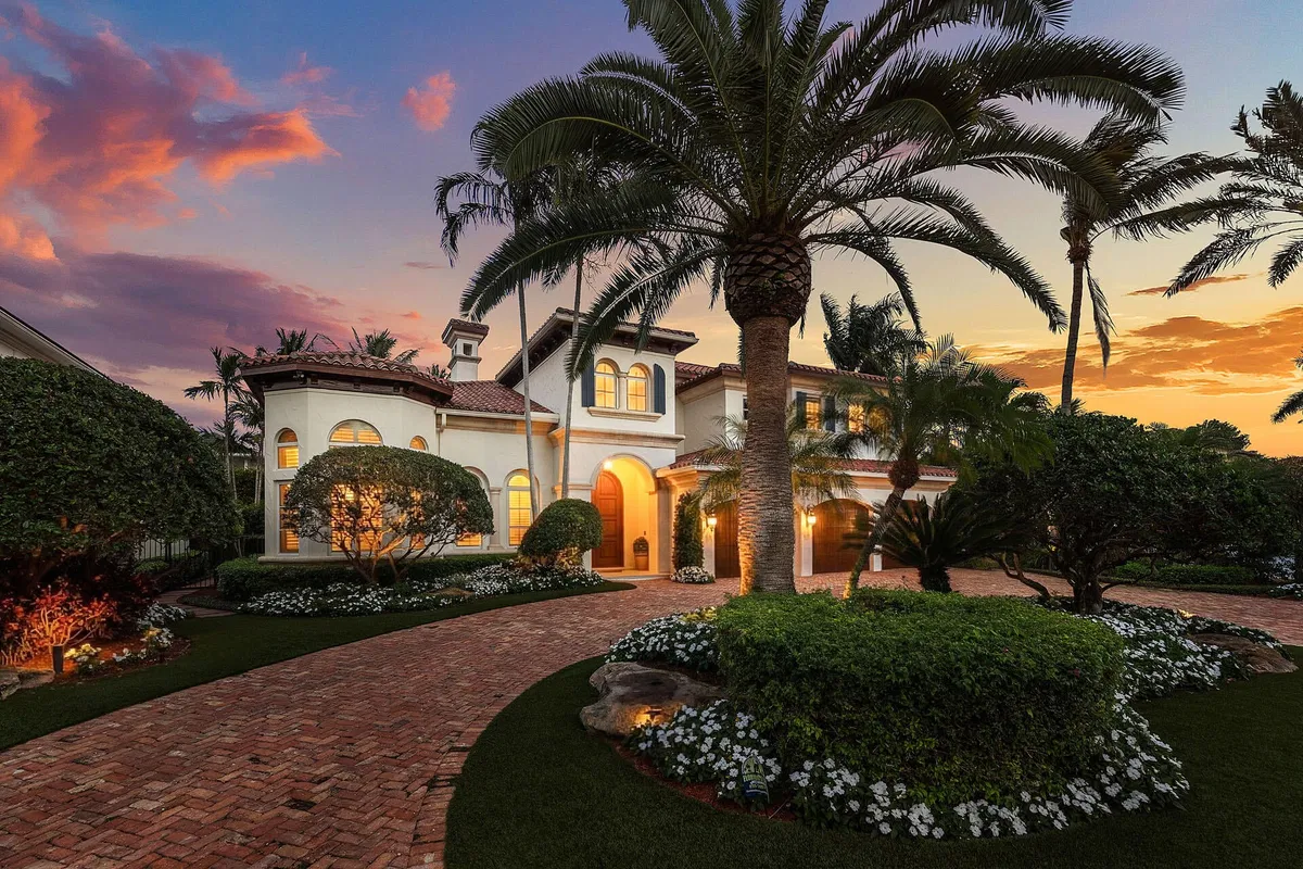 Royal Palm Yacht and Country Club Residence photo 55