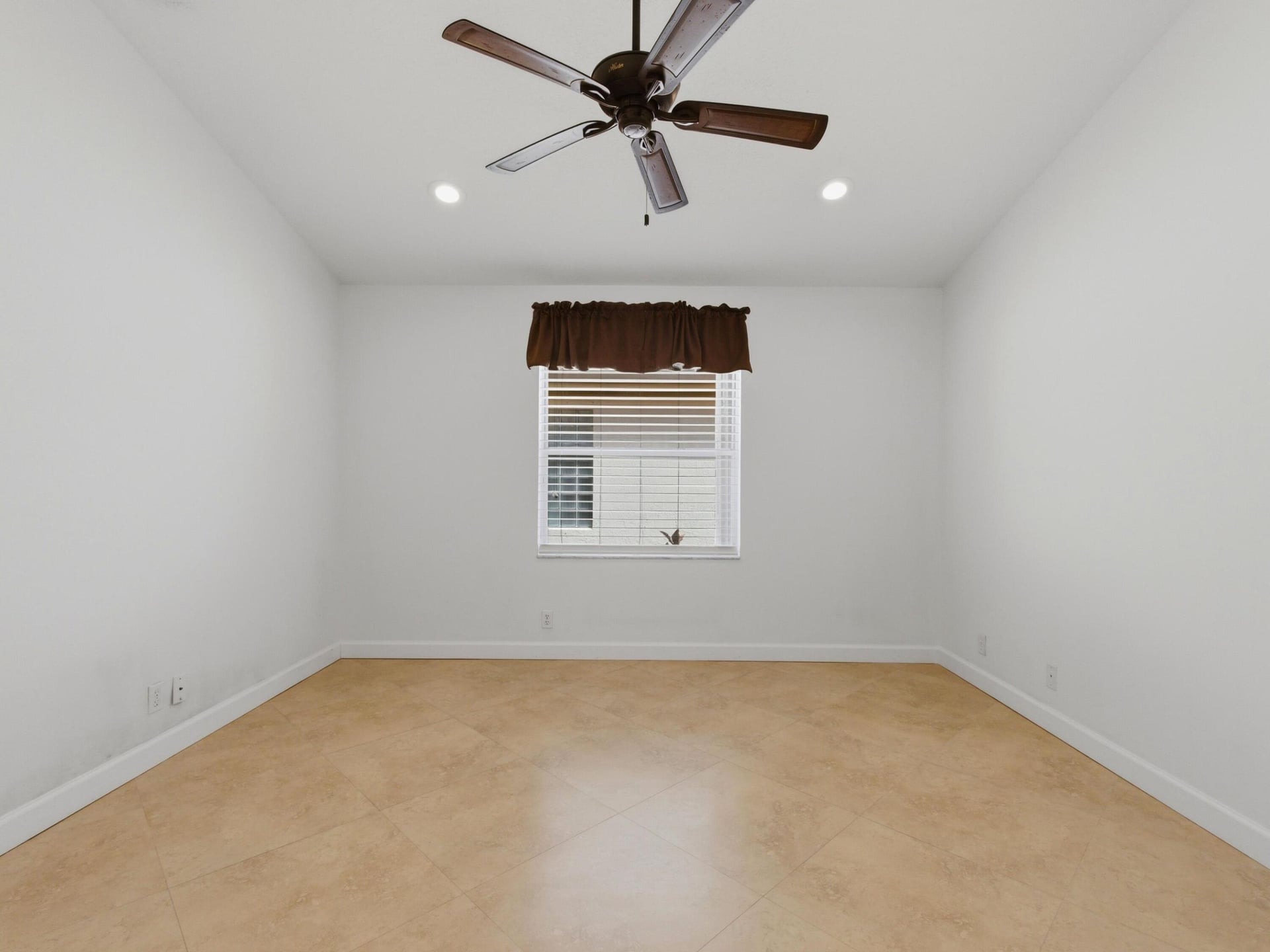 Residence photo 34
