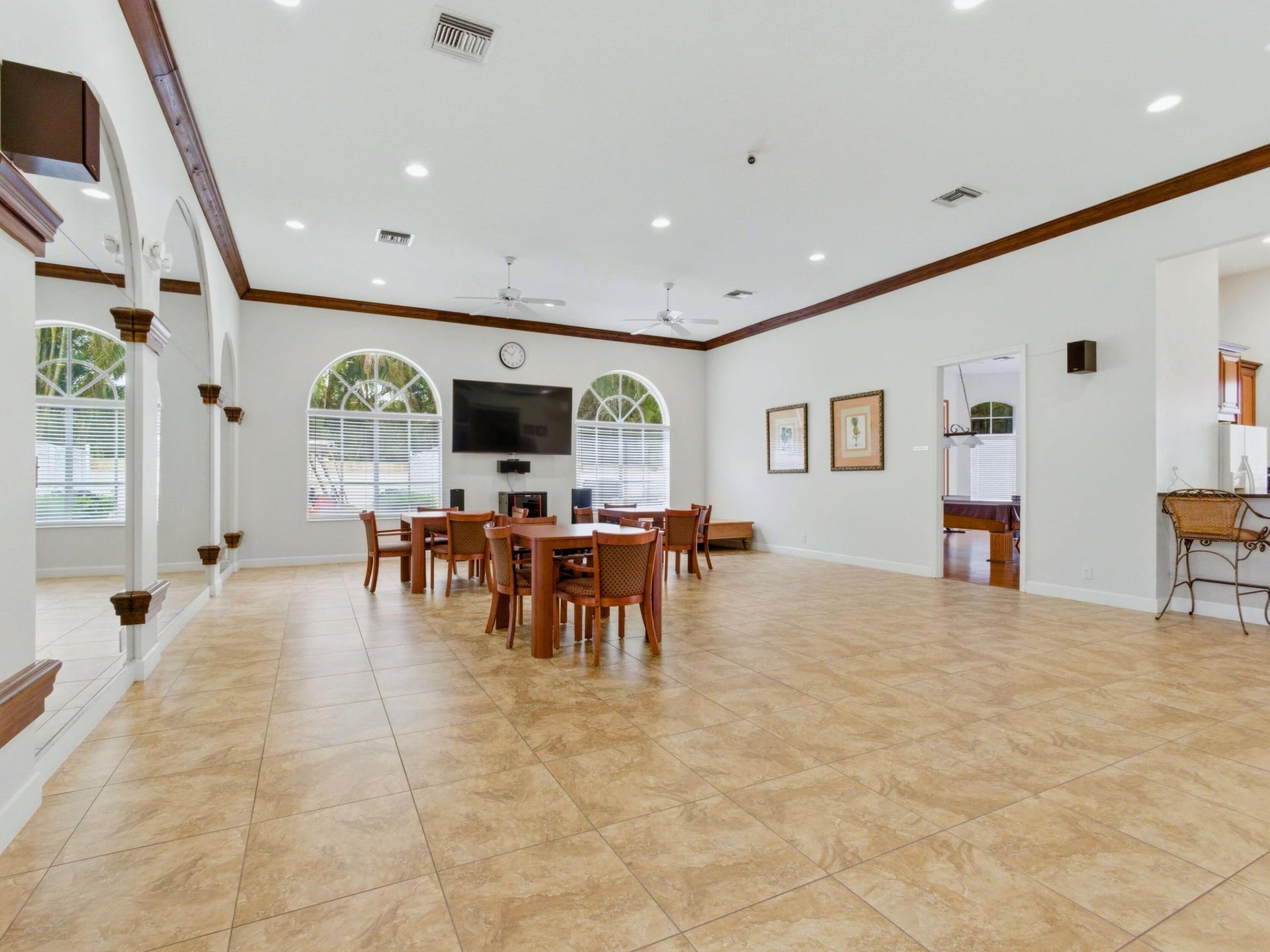 Residence photo 52