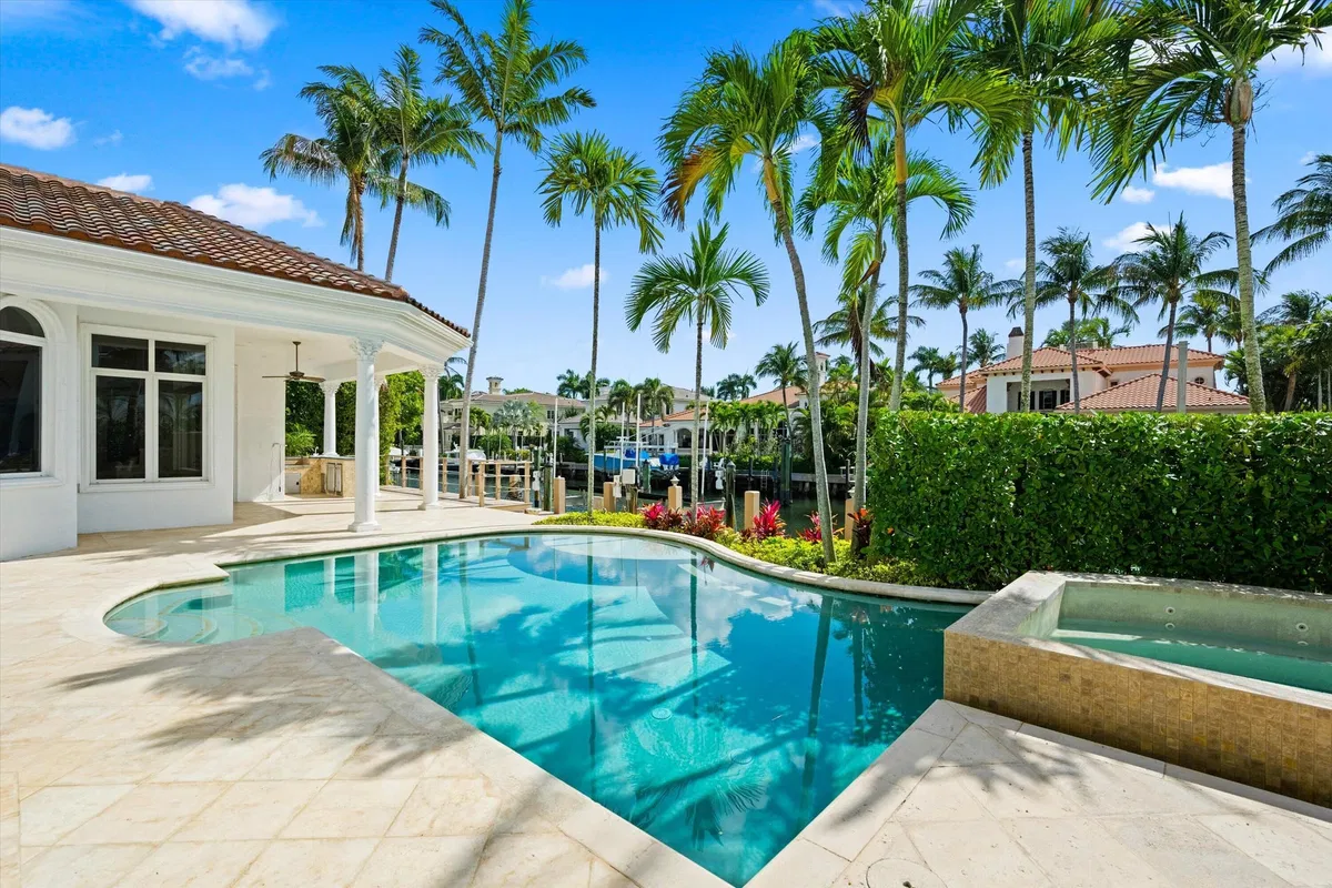 Harbour Isles Residence photo 55