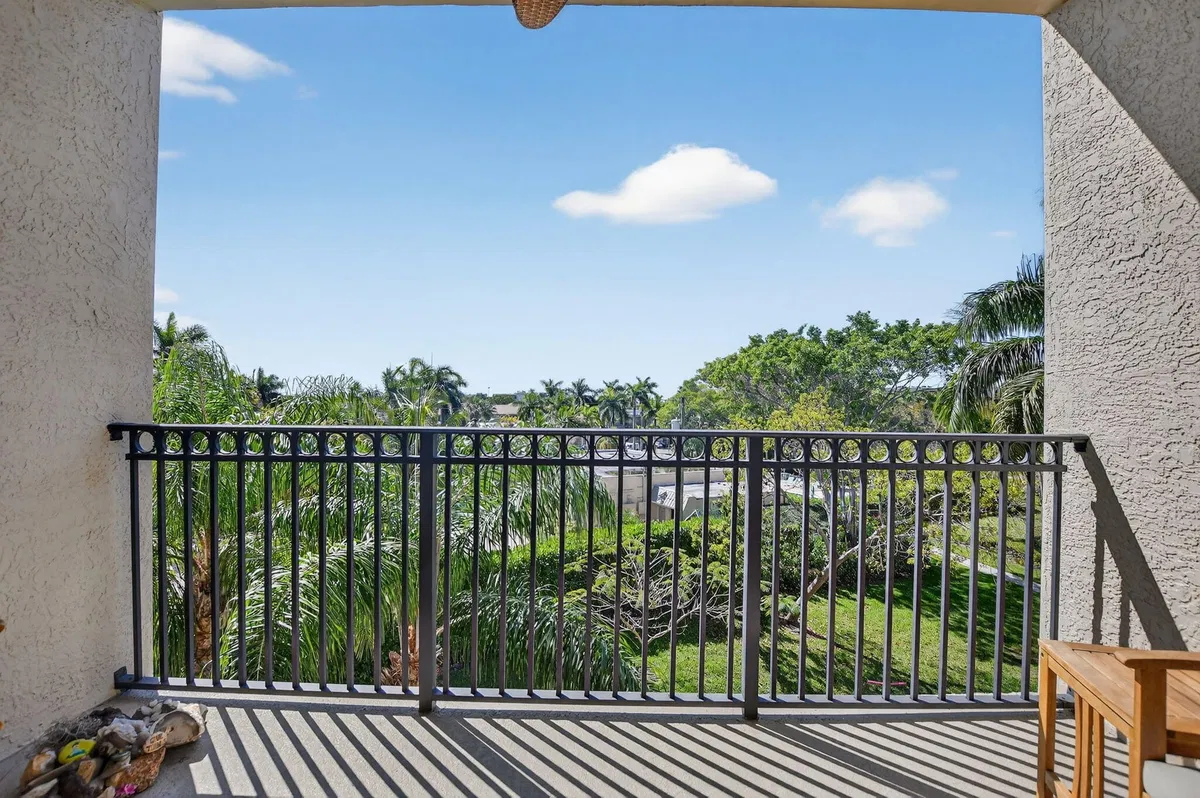Boca Raton Unit 403 photo 31