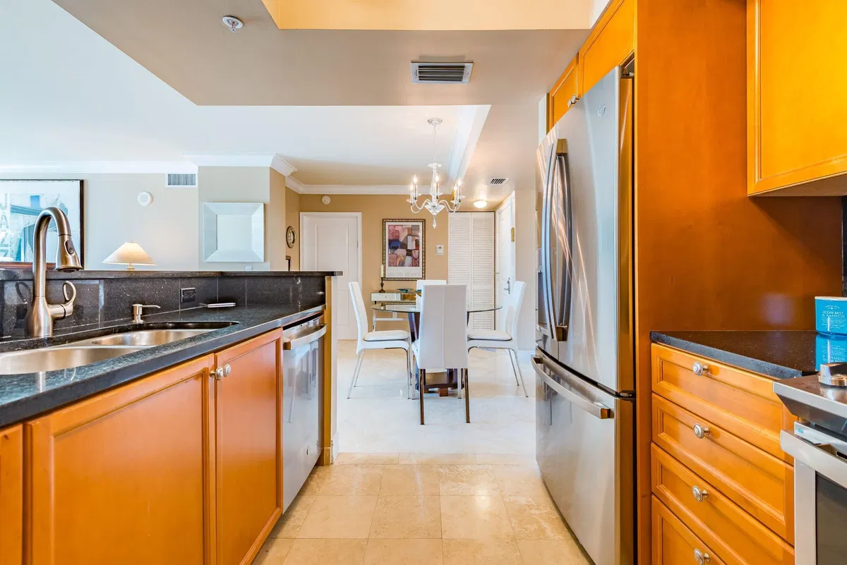 Townsend Place Unit 215 photo 10