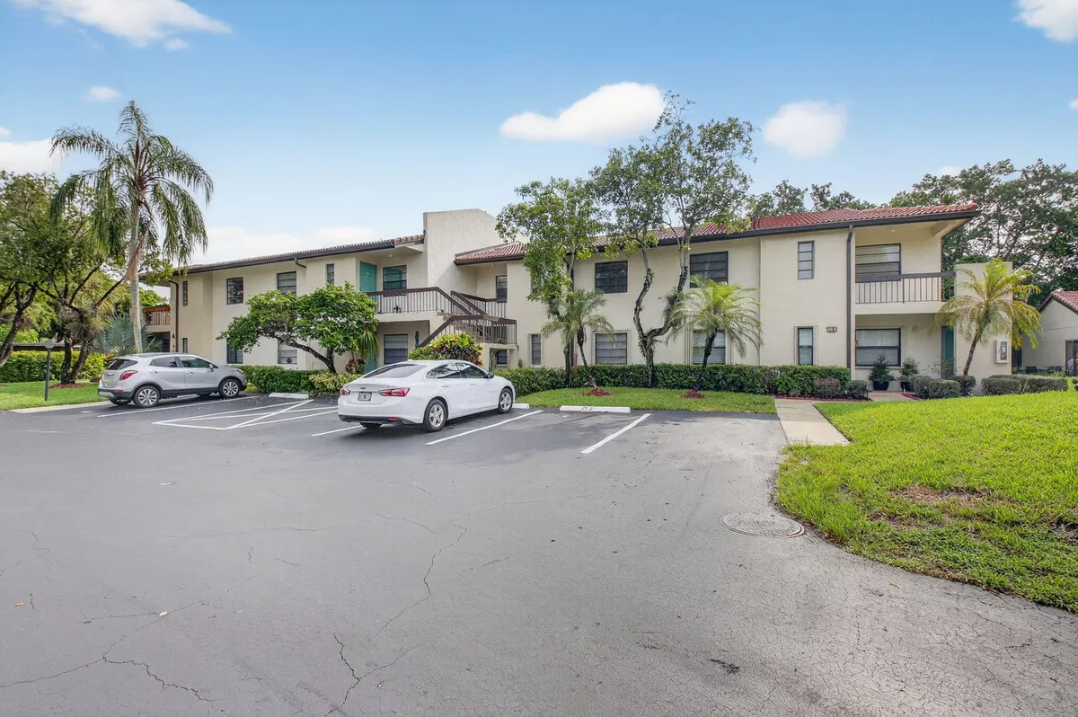 Boca Lago Country Club Homes Unit 43f photo 4