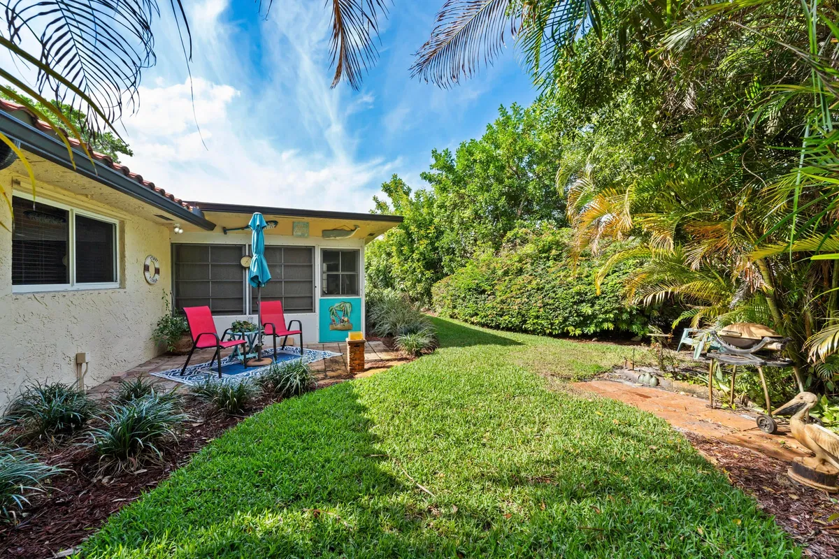 Residence photo 22