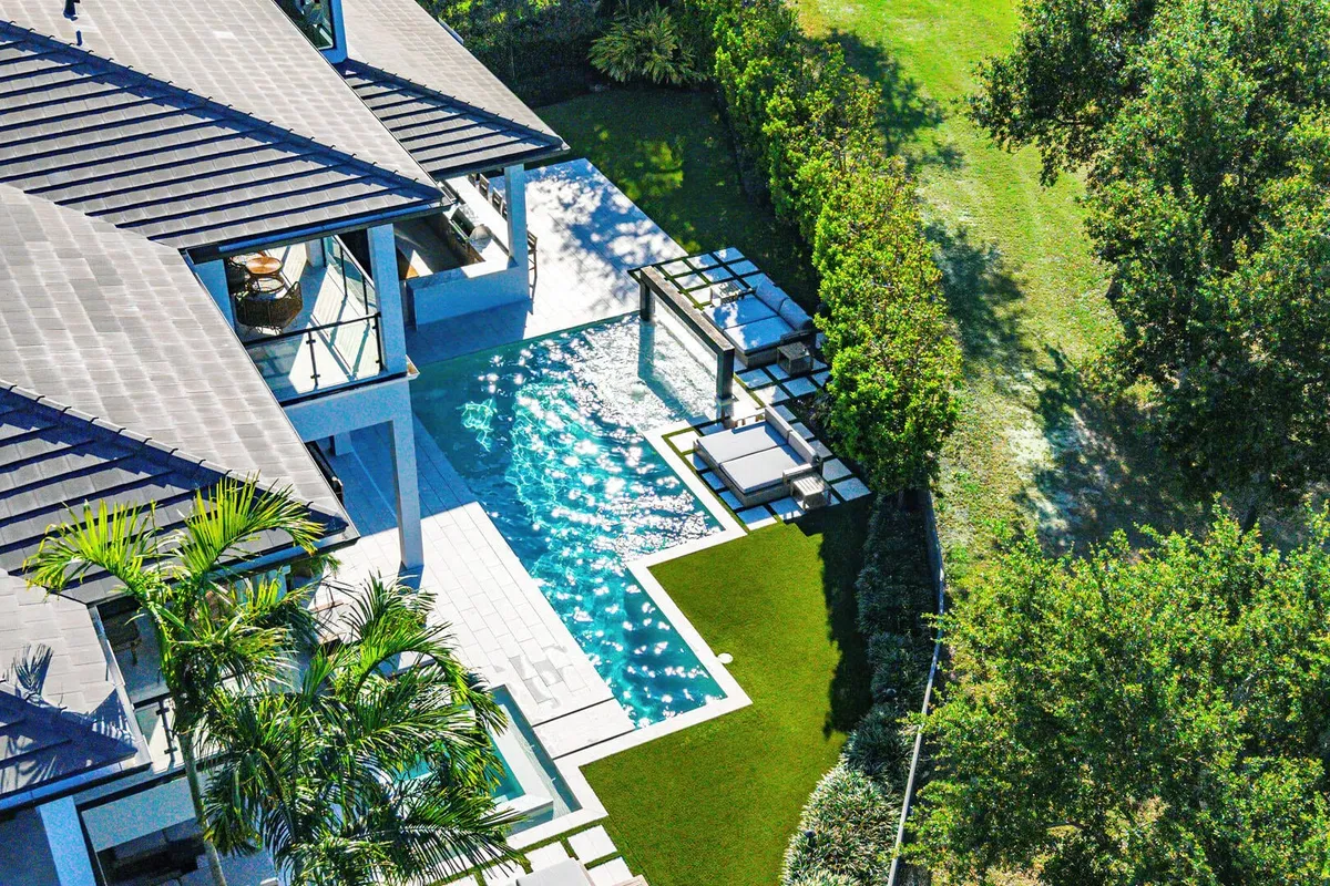 Royal Palm Yacht and Country Club Residence photo 43